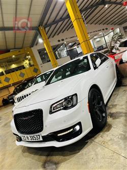 کرایسلەر 300